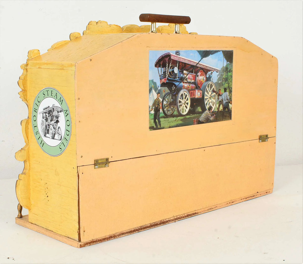 Model fairground organ