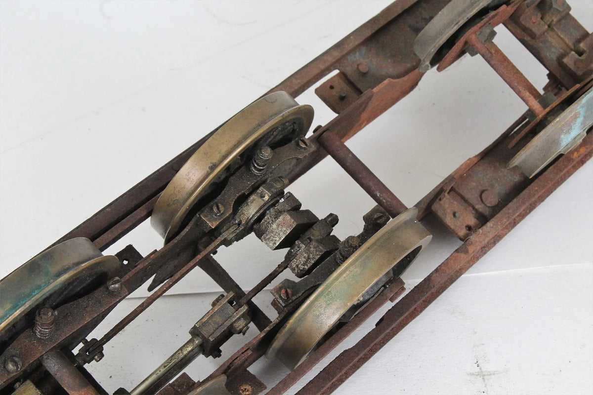 Vintage 2 inch gauge 4-4-0 chassis