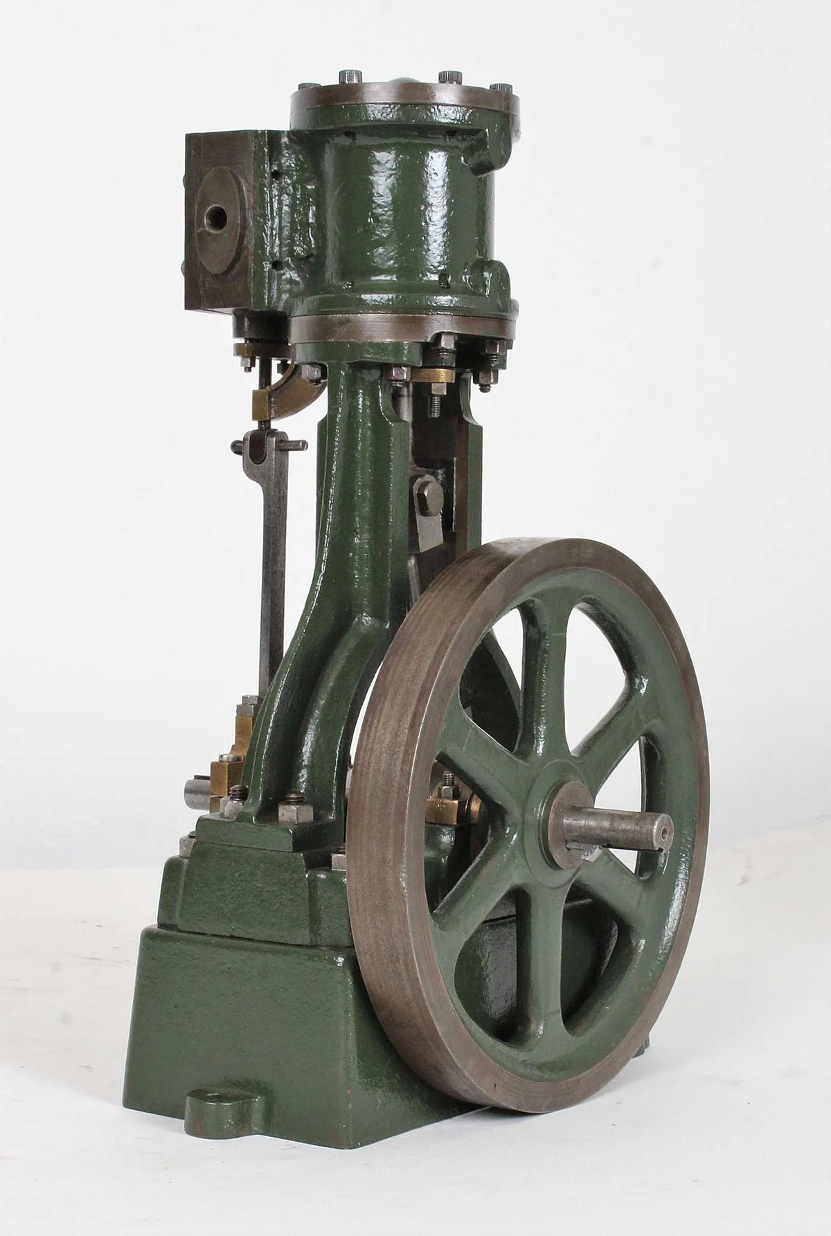 Stuart Turner No.5 vertical engine