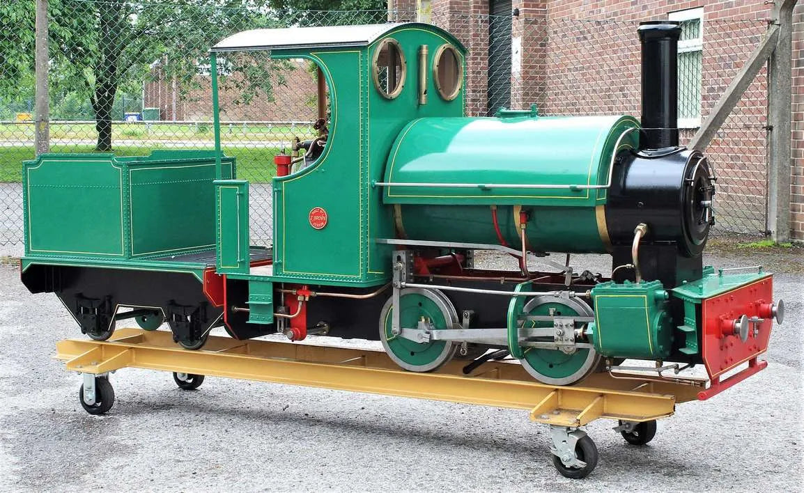 10 1/4 inch gauge "Sweet Pea" 0-4-0ST with tender