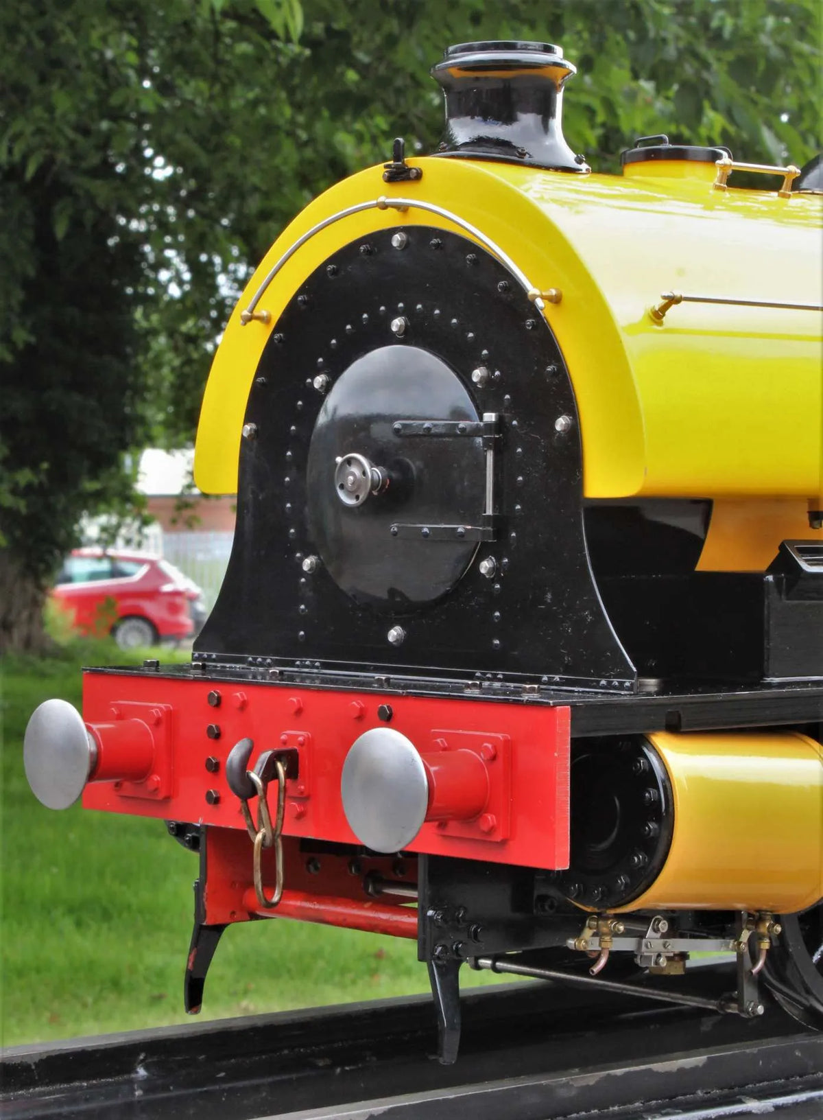 5 inch gauge Hawthorn Leslie 0-6-0ST with driving truck