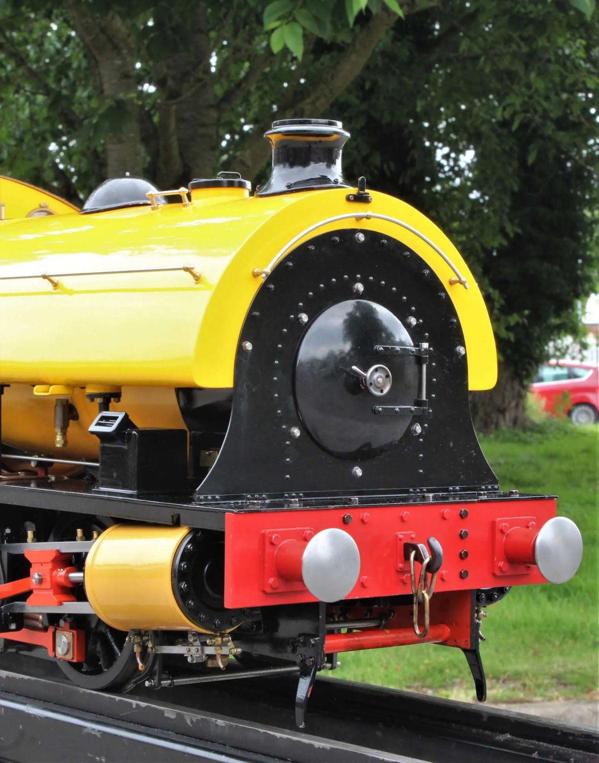 5 inch gauge Hawthorn Leslie 0-6-0ST with driving truck