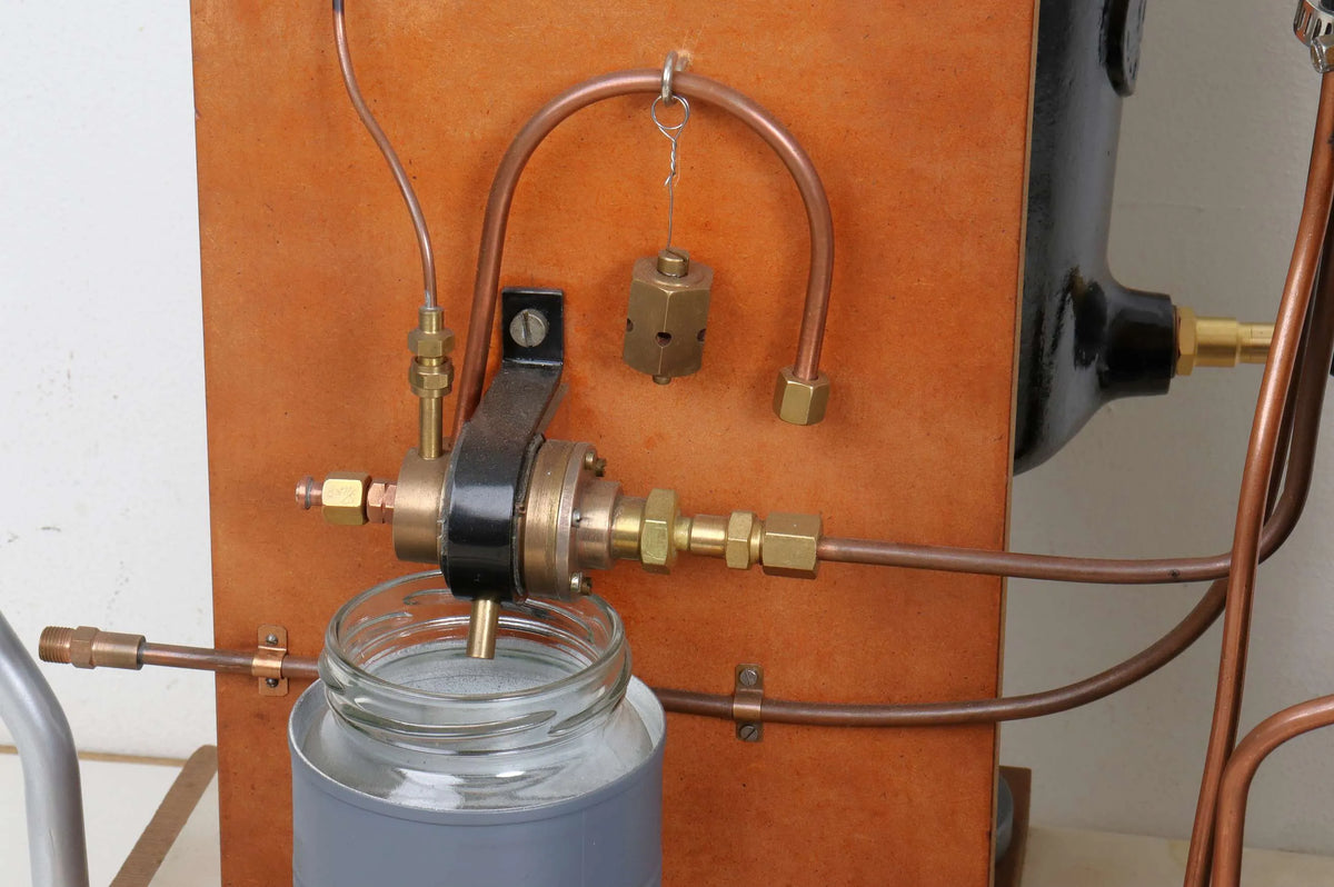 Vertical boiler with injector test rig