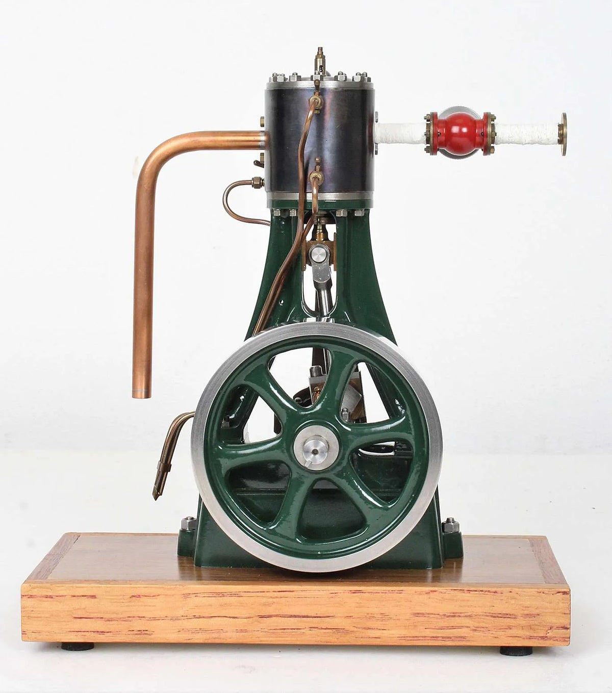 Stuart 7A vertical engine