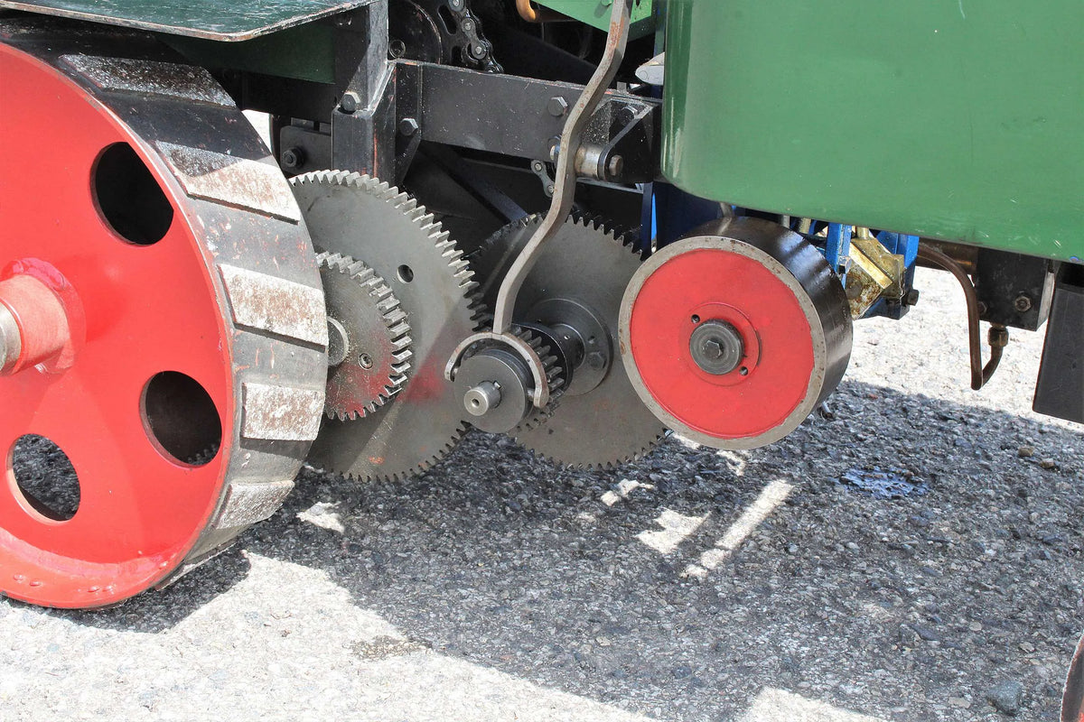 3 inch scale Suffolk dredging tractor