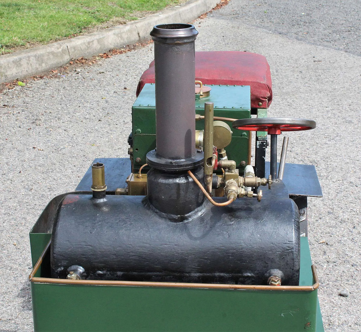 3 inch scale Suffolk dredging tractor