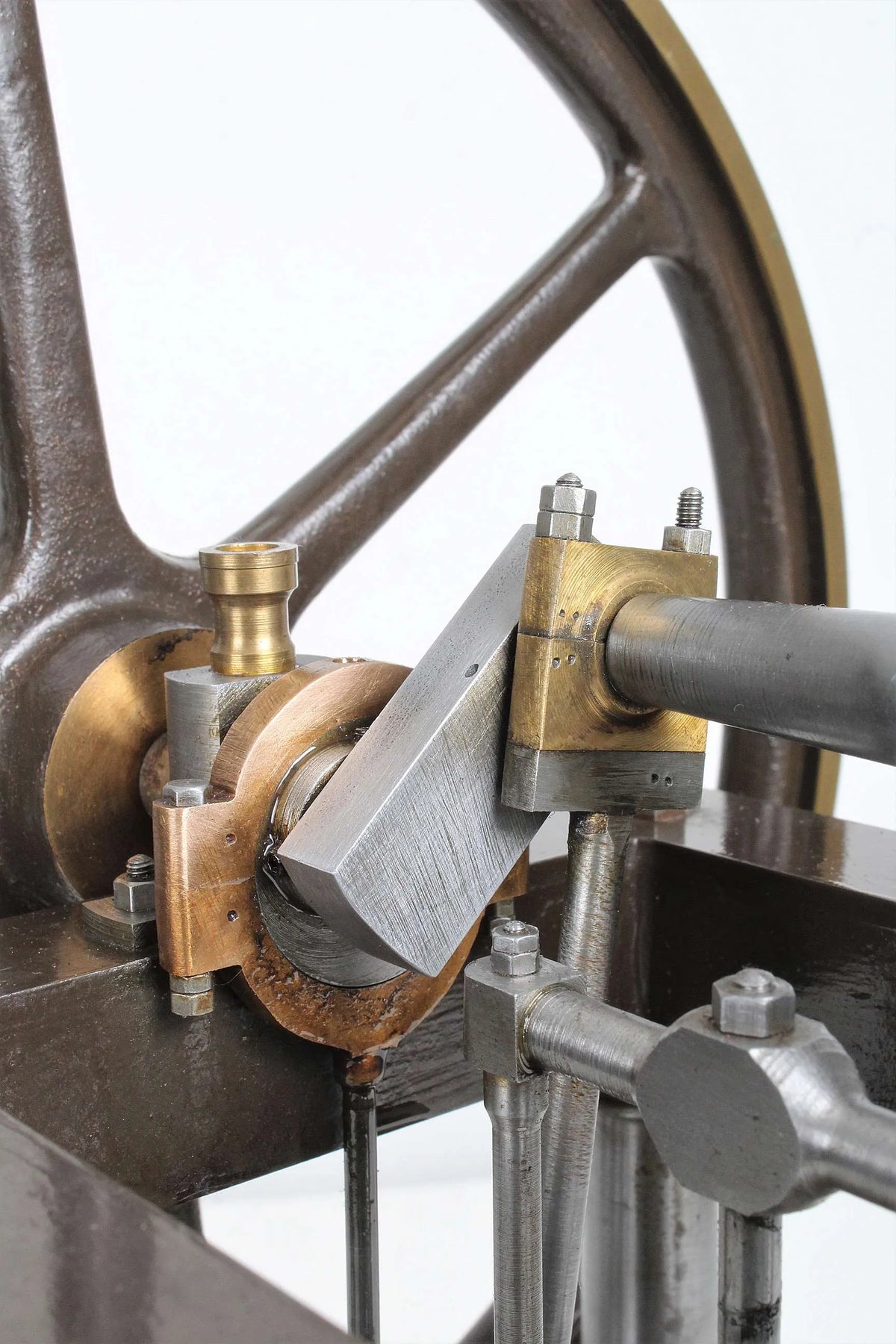 Overhead crank engine