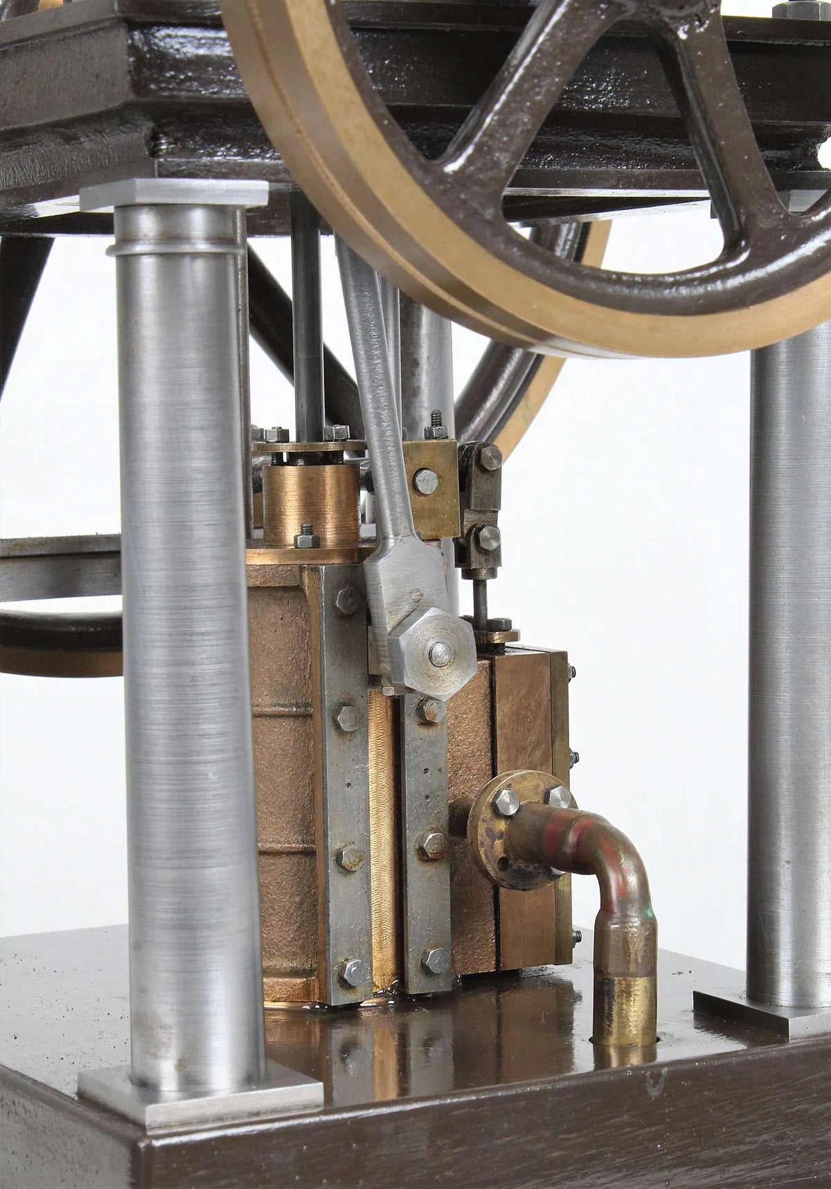 Overhead crank engine