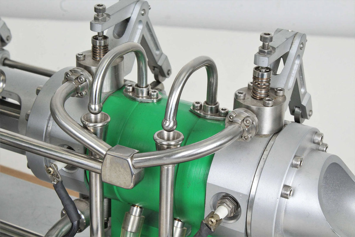 Snow double-acting tandem IC engine