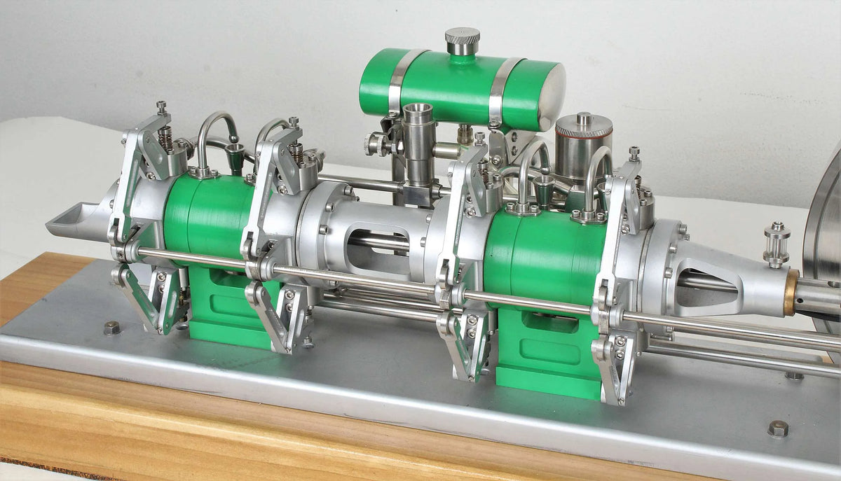 Snow double-acting tandem IC engine