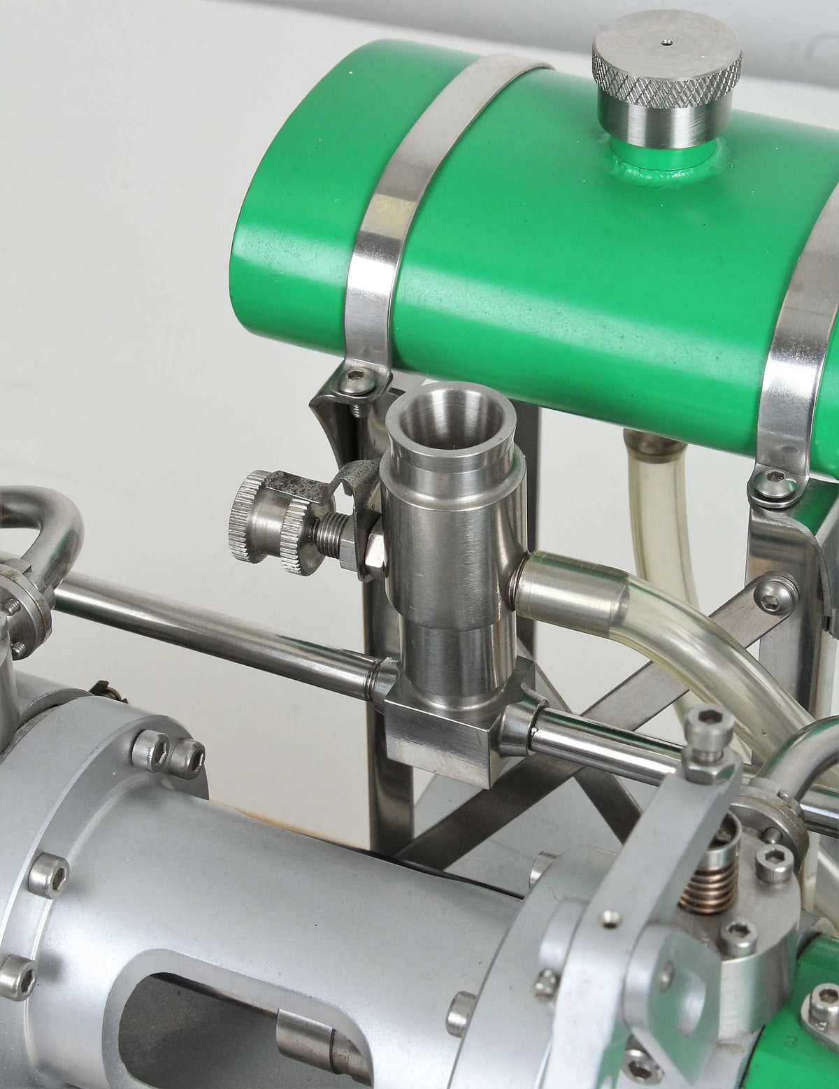 Snow double-acting tandem IC engine