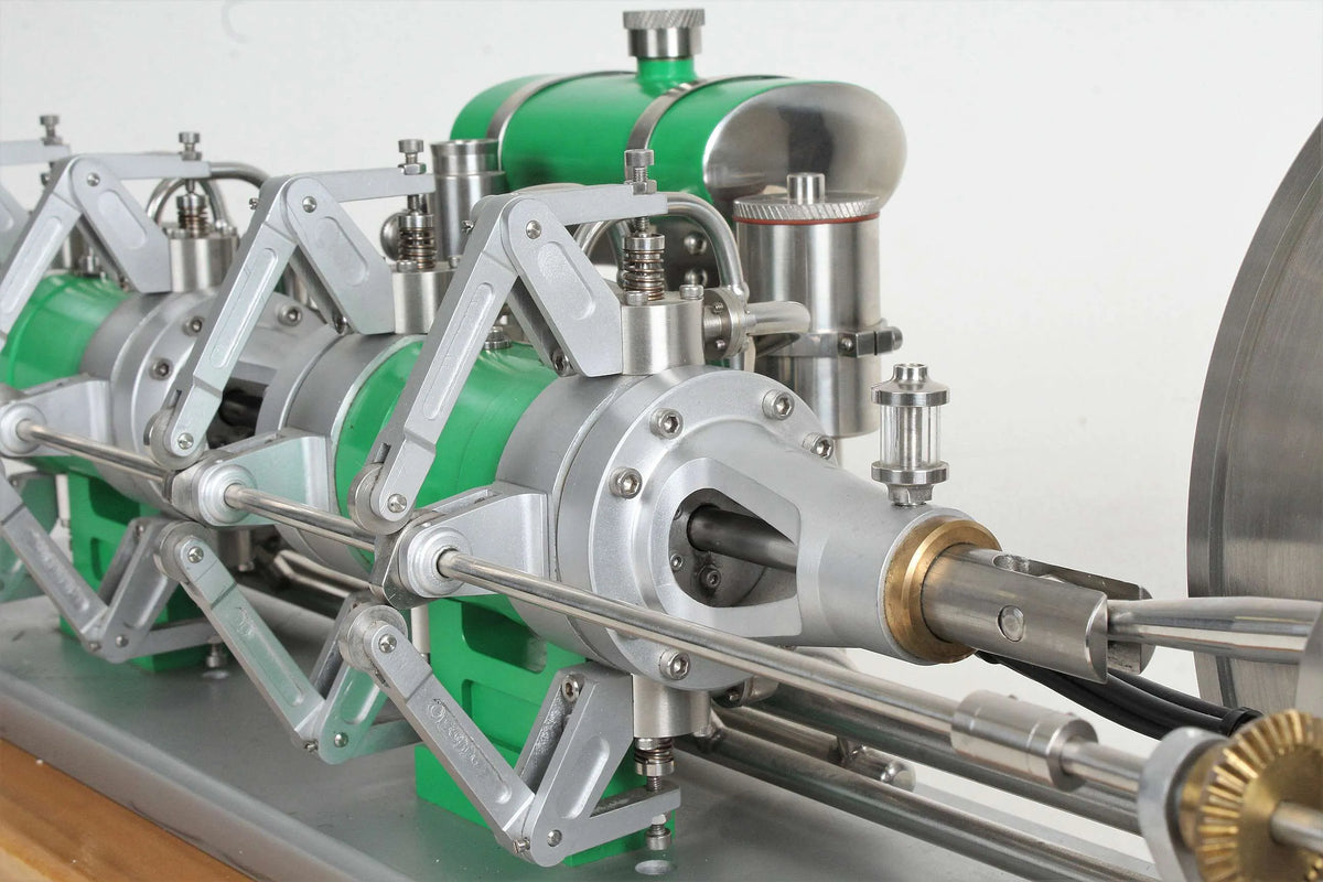 Snow double-acting tandem IC engine