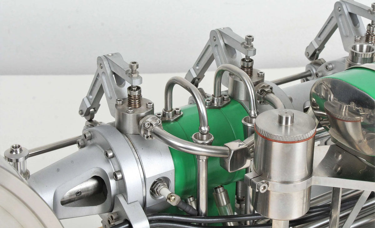 Snow double-acting tandem IC engine