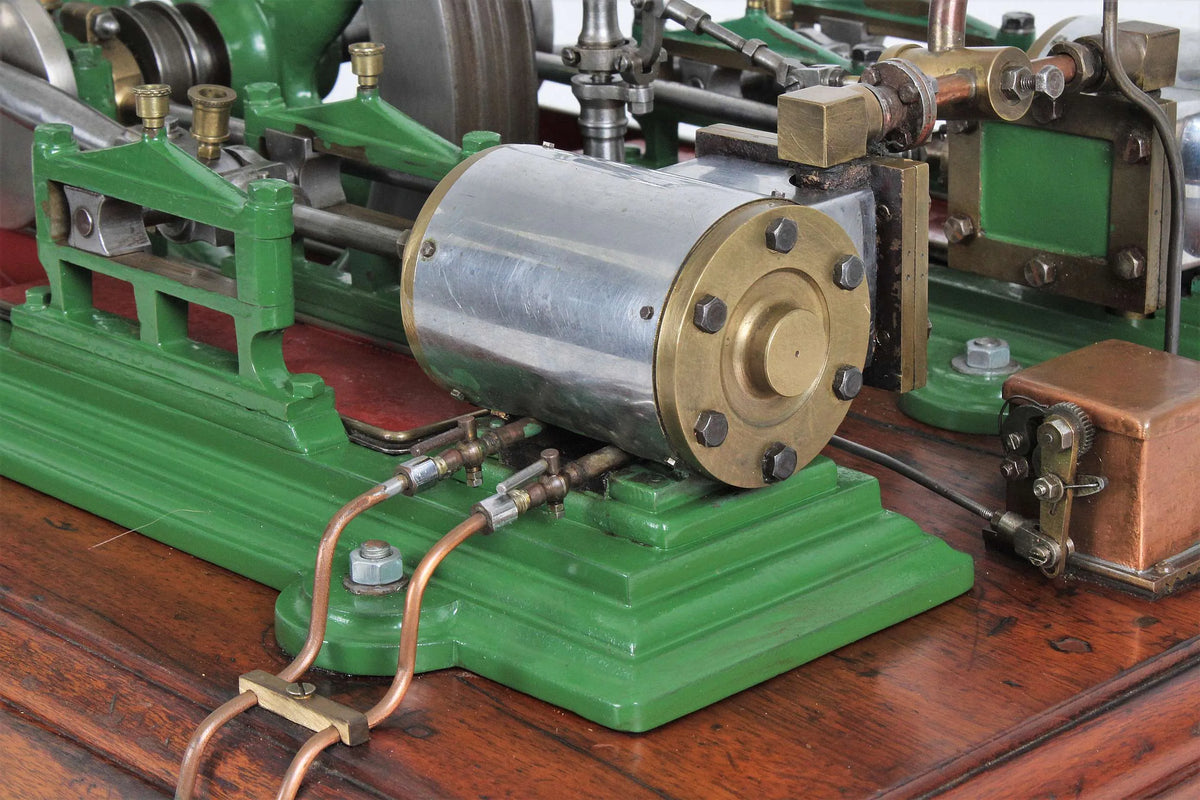 Twin cylinder mill engine