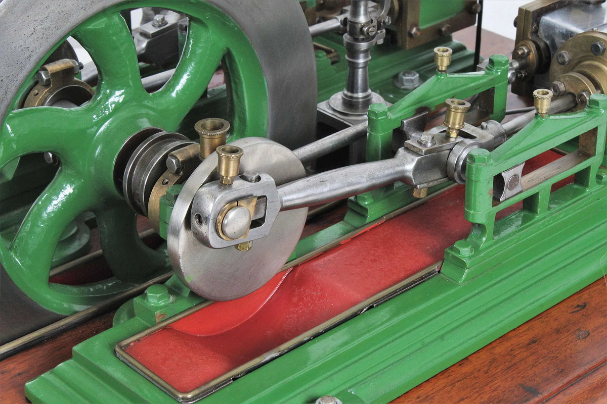 Twin cylinder mill engine
