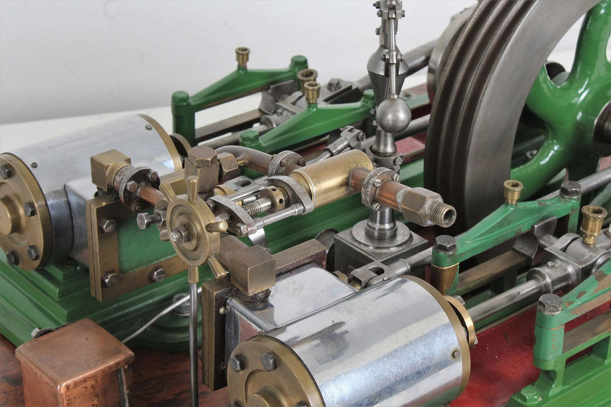 Twin cylinder mill engine
