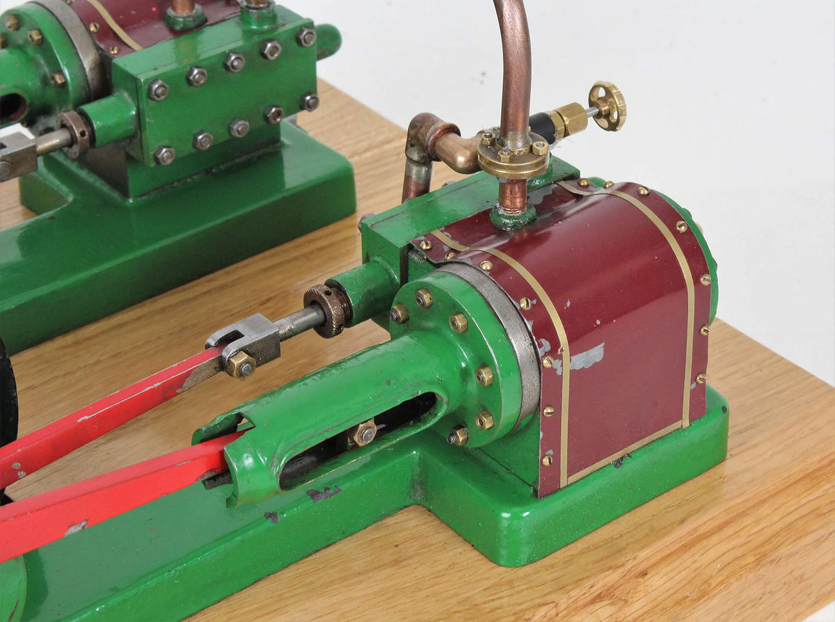 Small twin cylinder mill engine