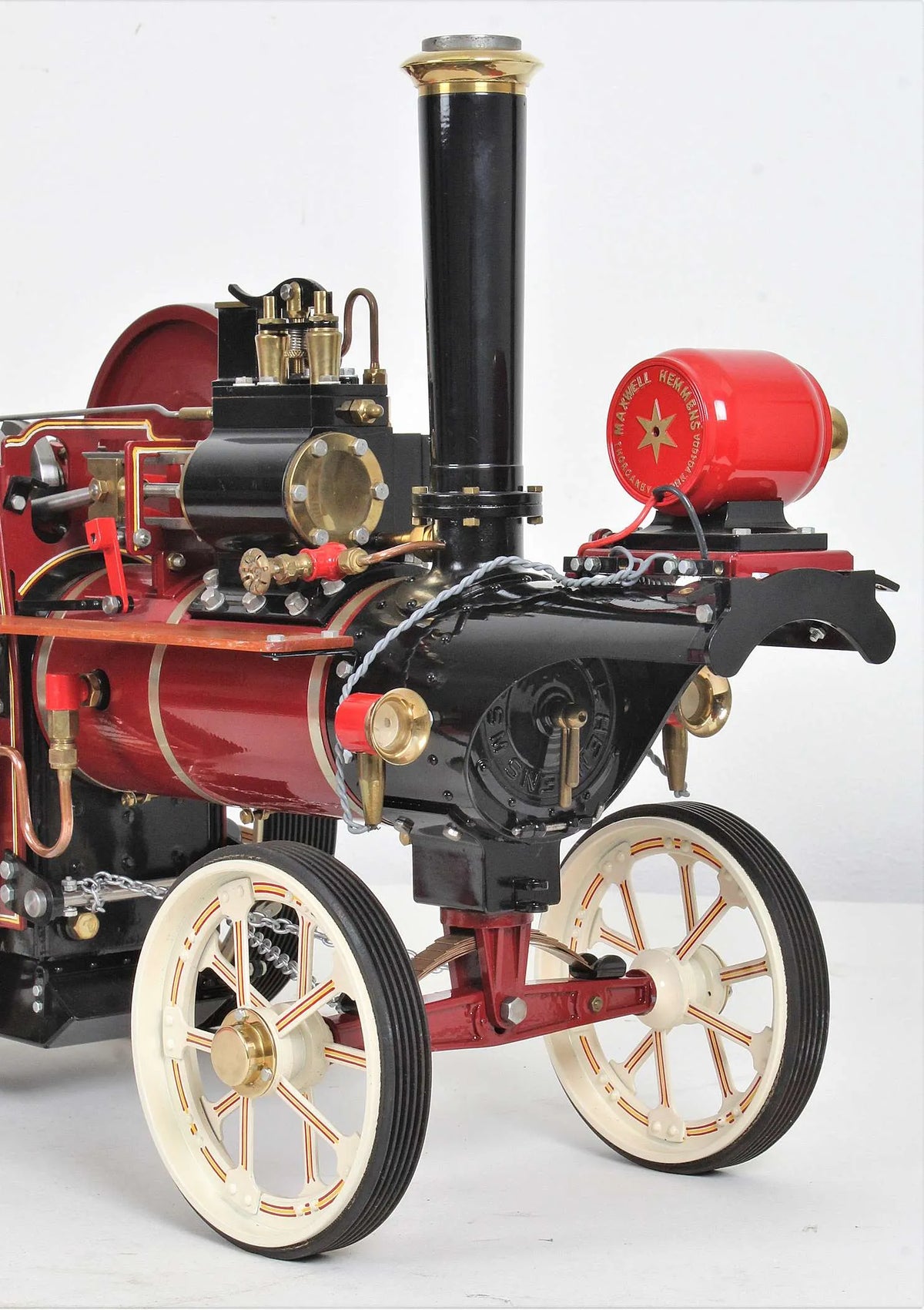 1 inch scale Maxwell Hemmens Showmans engine