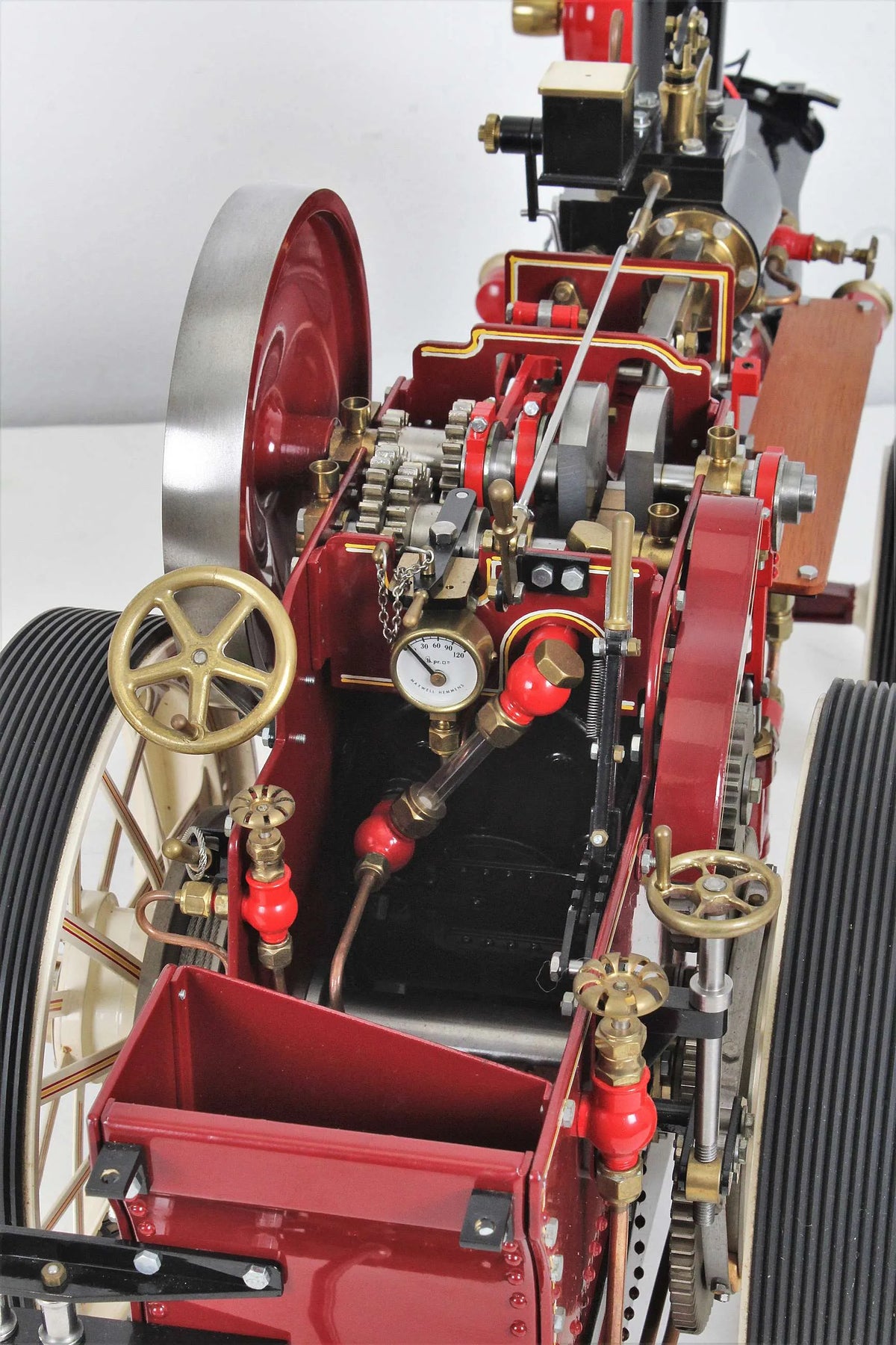 1 inch scale Maxwell Hemmens Showmans engine
