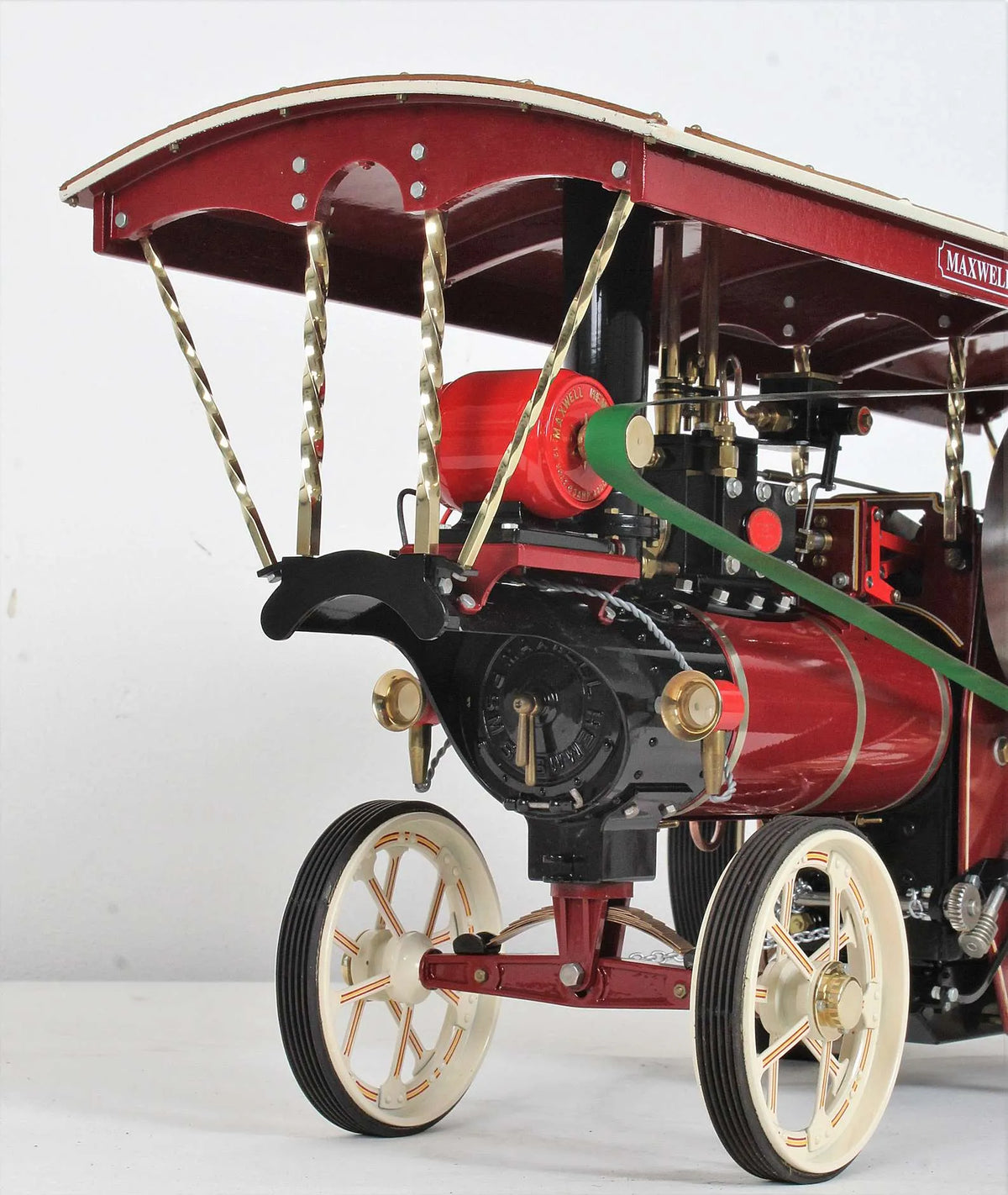 1 inch scale Maxwell Hemmens Showmans engine