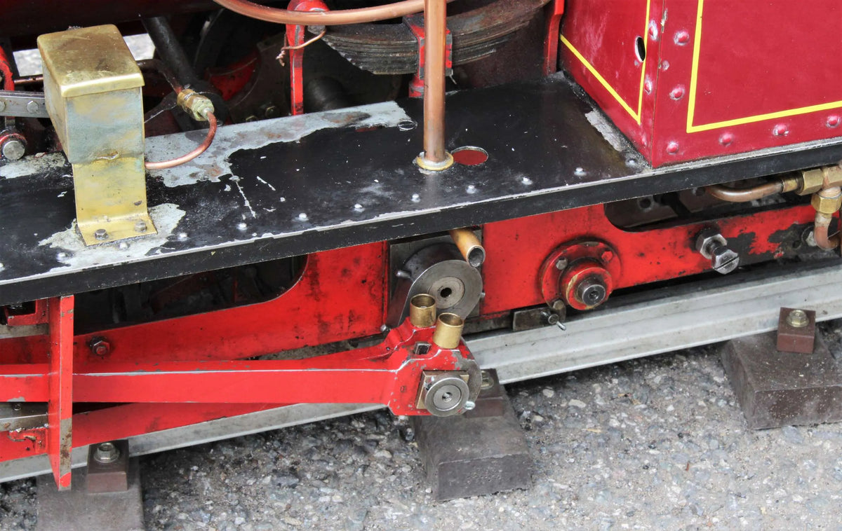 7 1/4 inch gauge Hunslet 0-4-0ST
