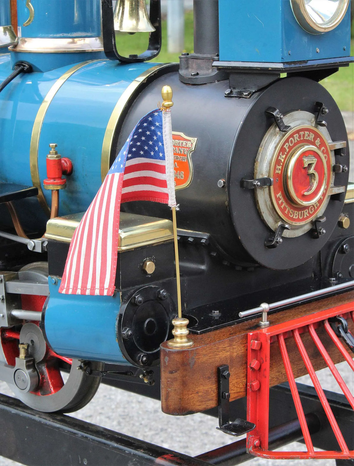 7 1/4 inch gauge "Marie Estelle" 0-4-0 + tender