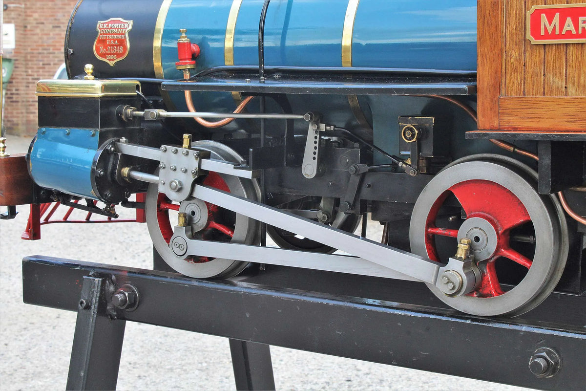 7 1/4 inch gauge "Marie Estelle" 0-4-0 + tender
