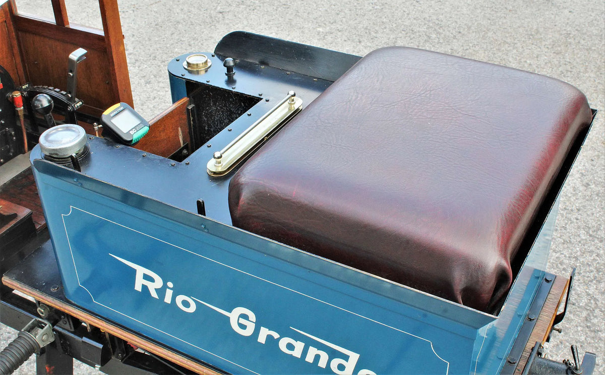 7 1/4 inch gauge "Marie Estelle" 0-4-0 + tender