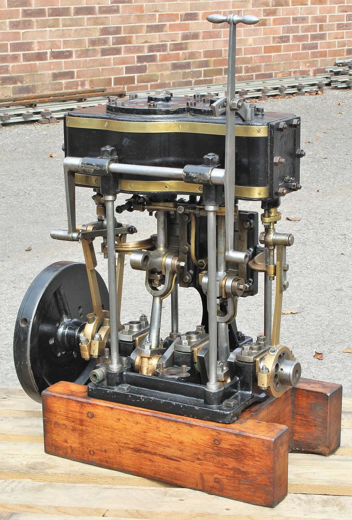 F.T.Harker compound launch engine