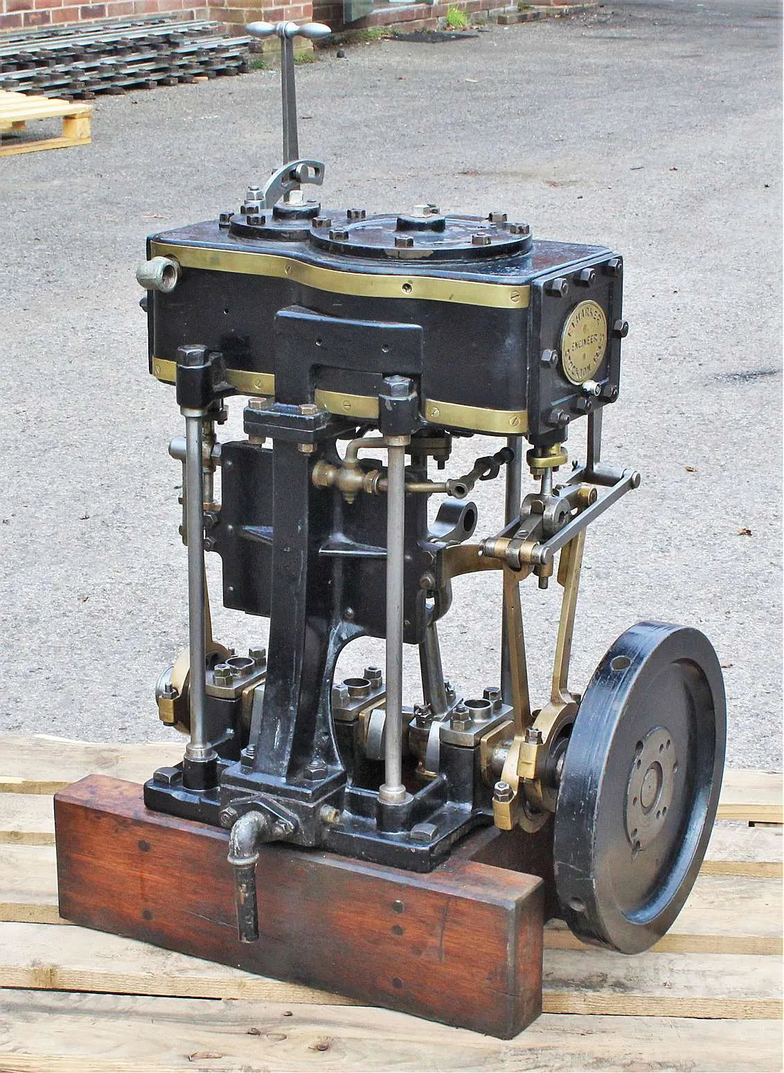 F.T.Harker compound launch engine