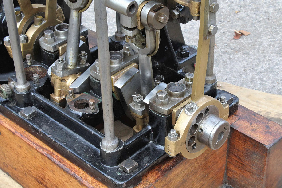 F.T.Harker compound launch engine