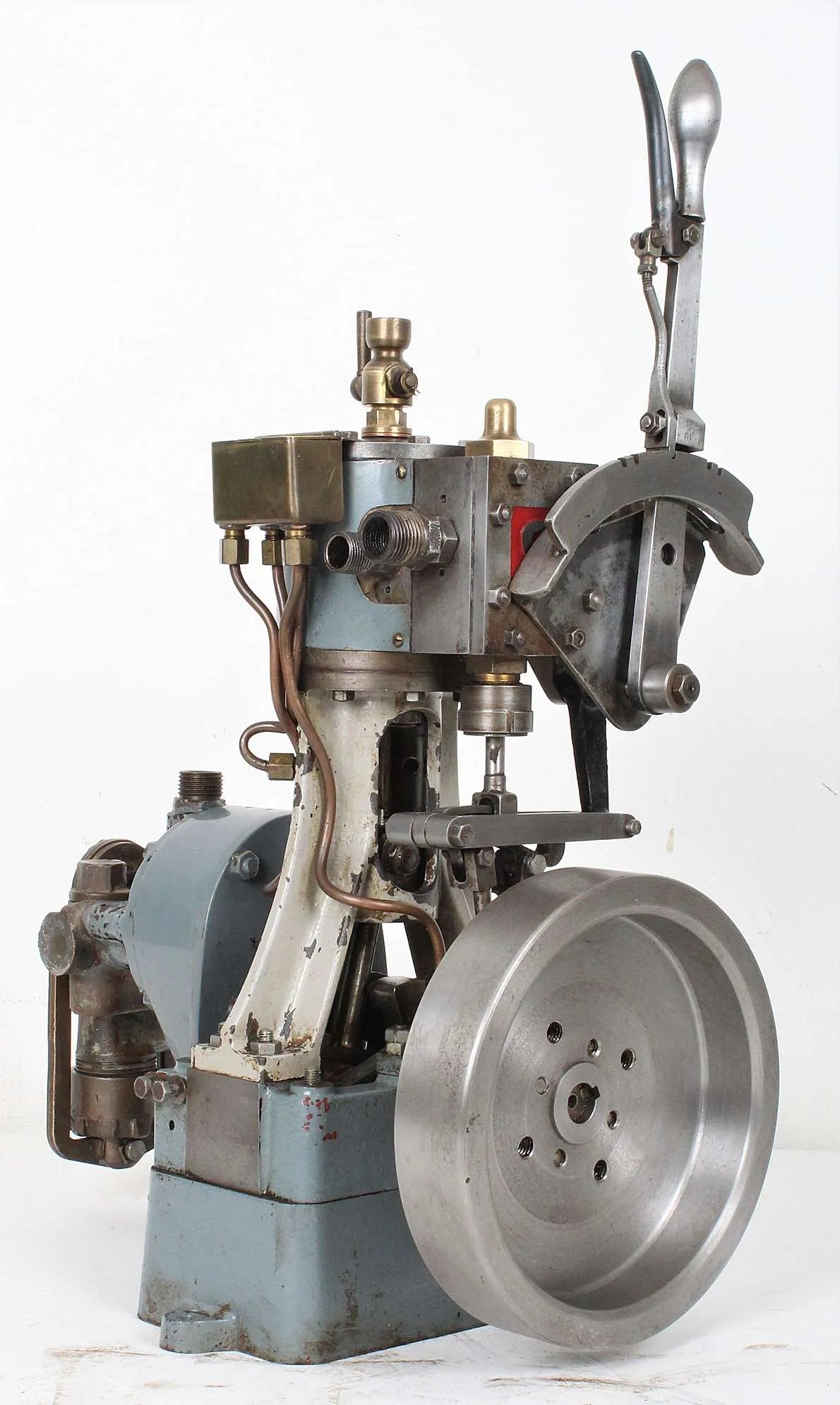 Stuart Turner 5A vertical engine with feed pump