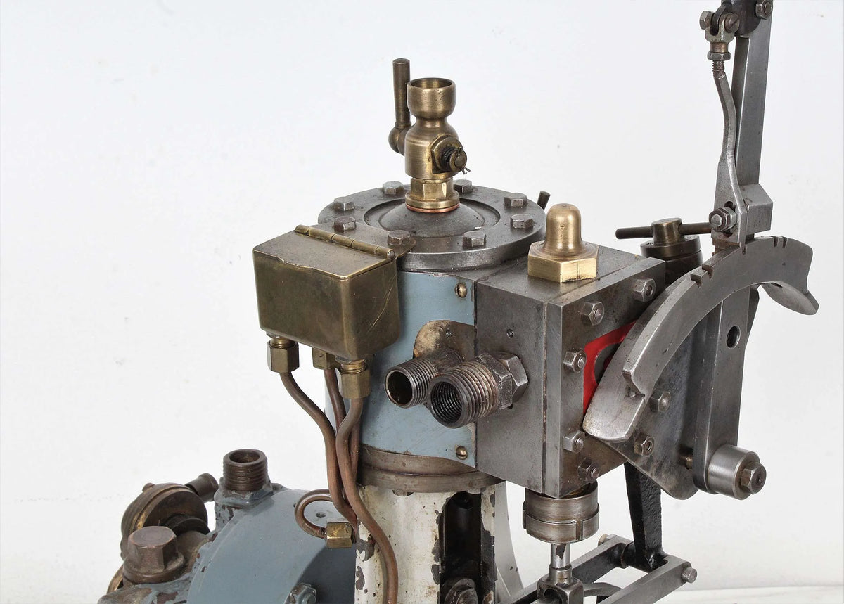 Stuart Turner 5A vertical engine with feed pump
