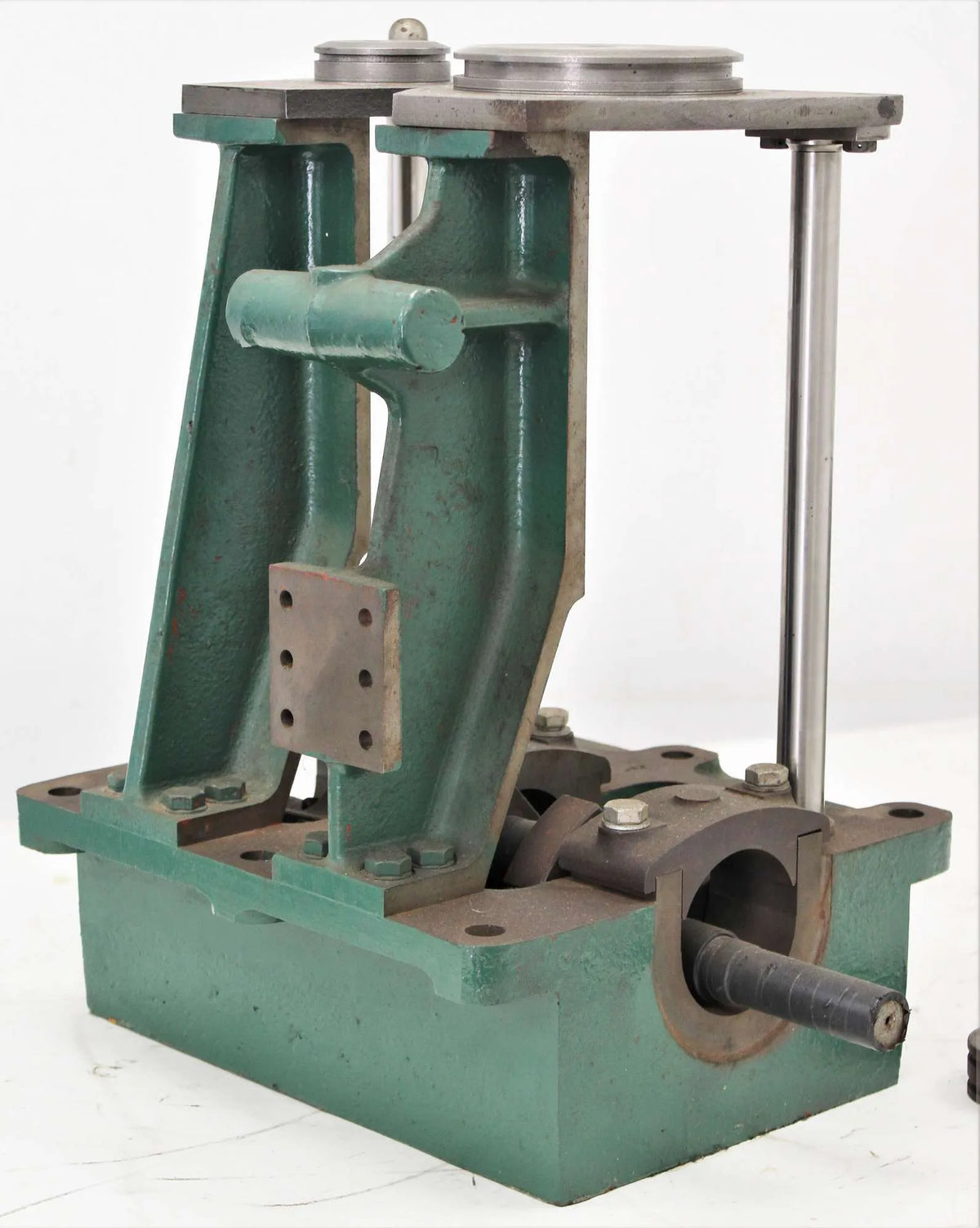 Large part-built compound launch engine