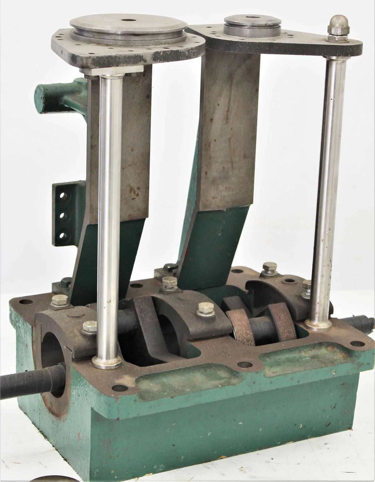 Large part-built compound launch engine