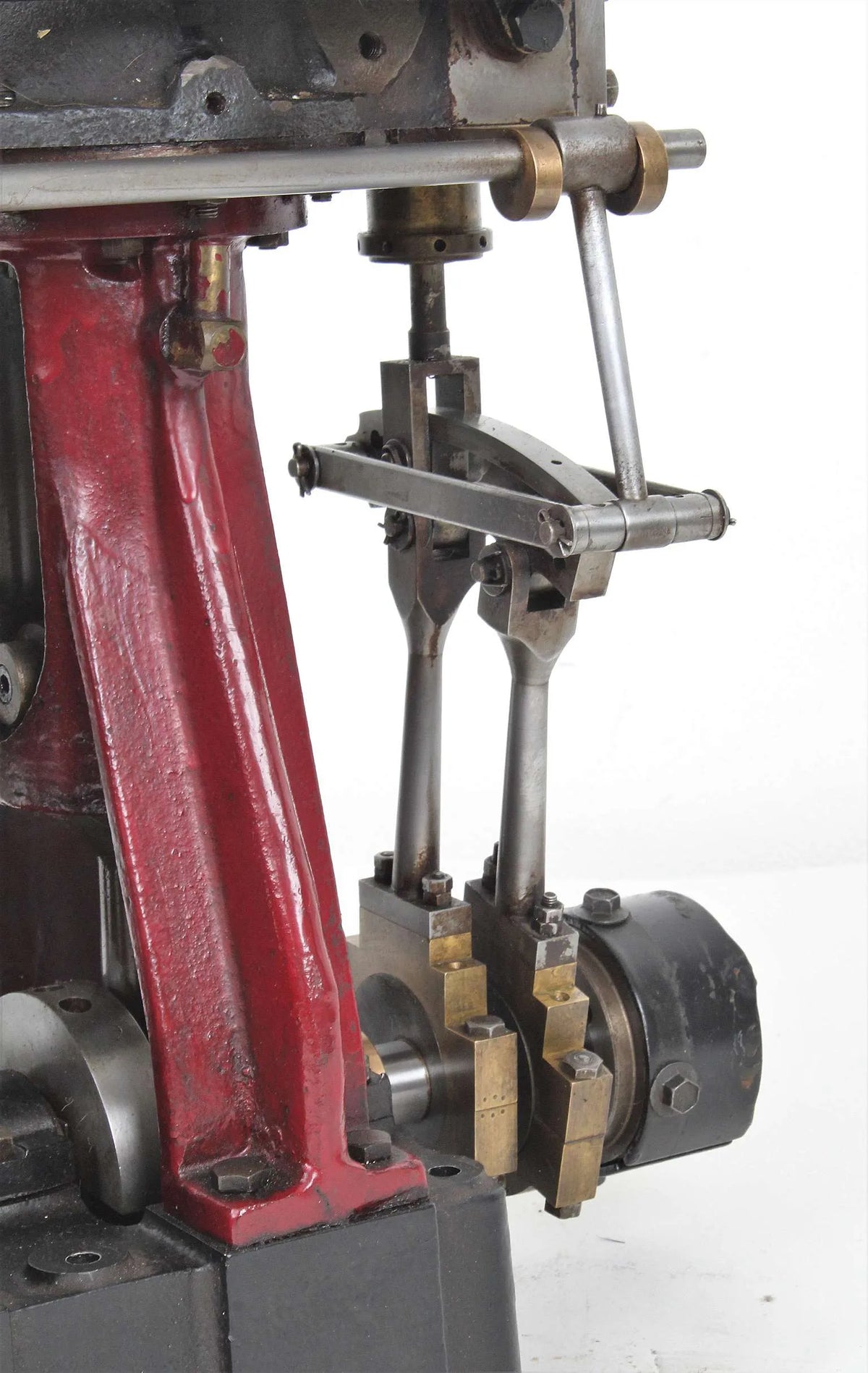 Compound launch engine