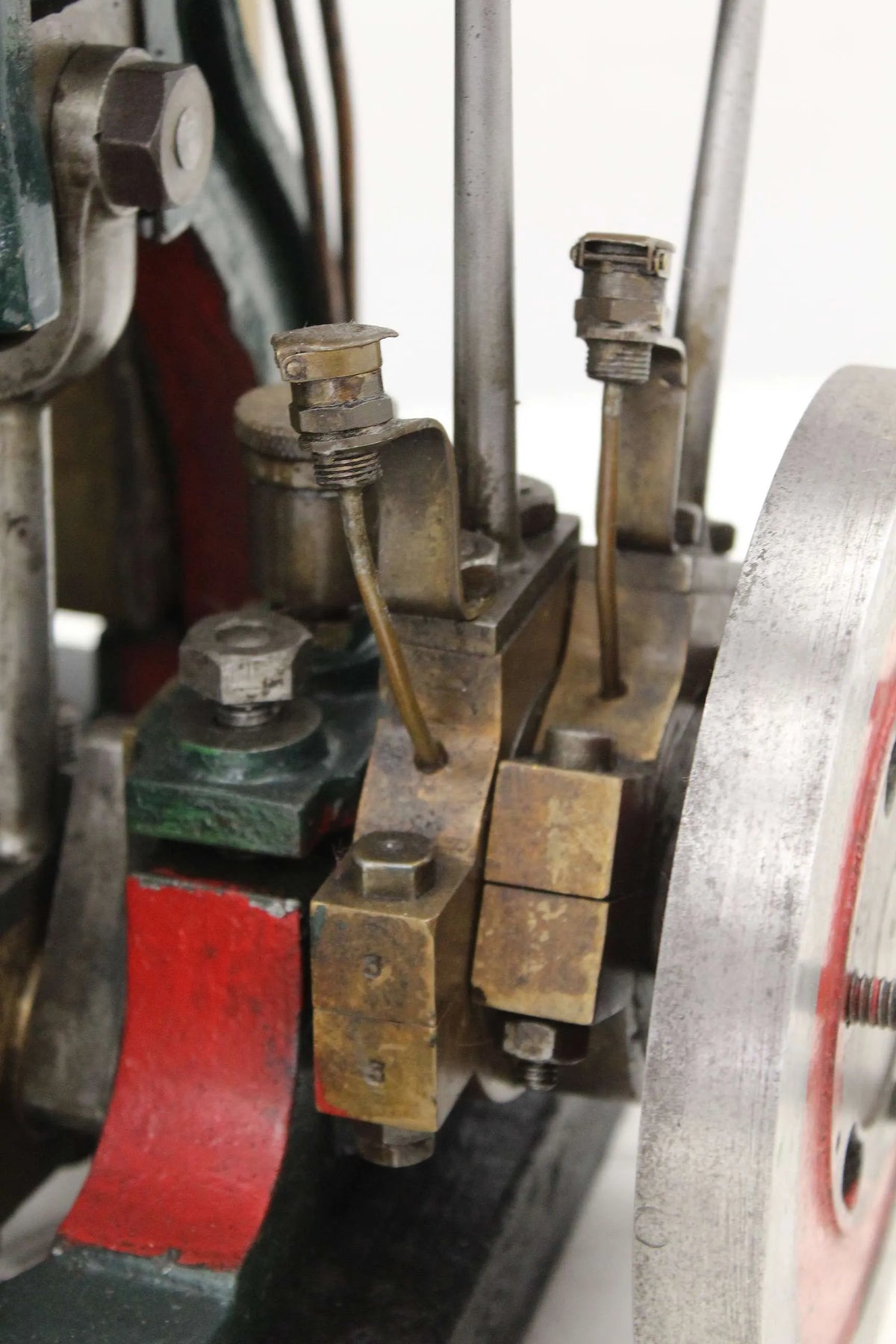Compound launch engine with reversing gear