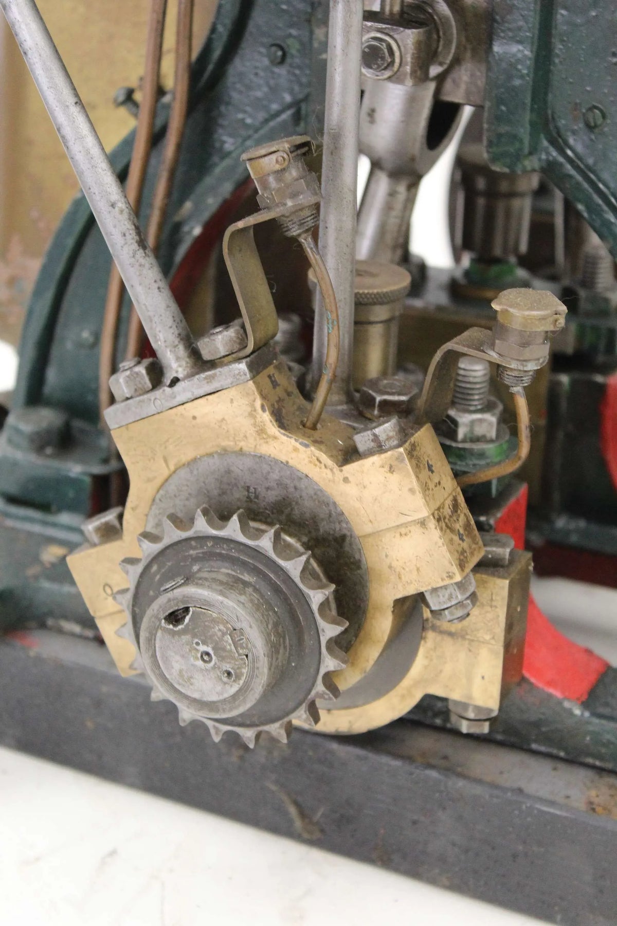 Compound launch engine with reversing gear