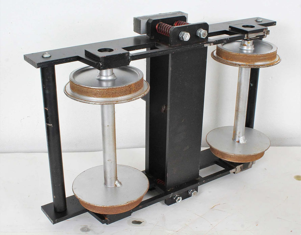 Pair 7 1/4 inch gauge unbraked bogies