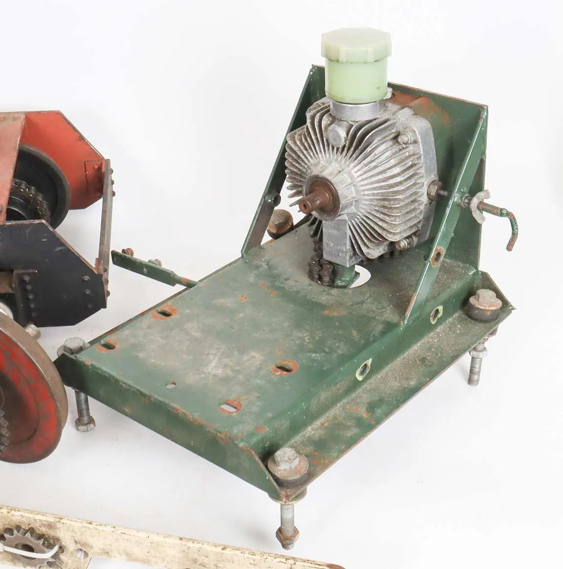 Eaton transmission with 7 1/4 inch gauge bogie & wheelsets