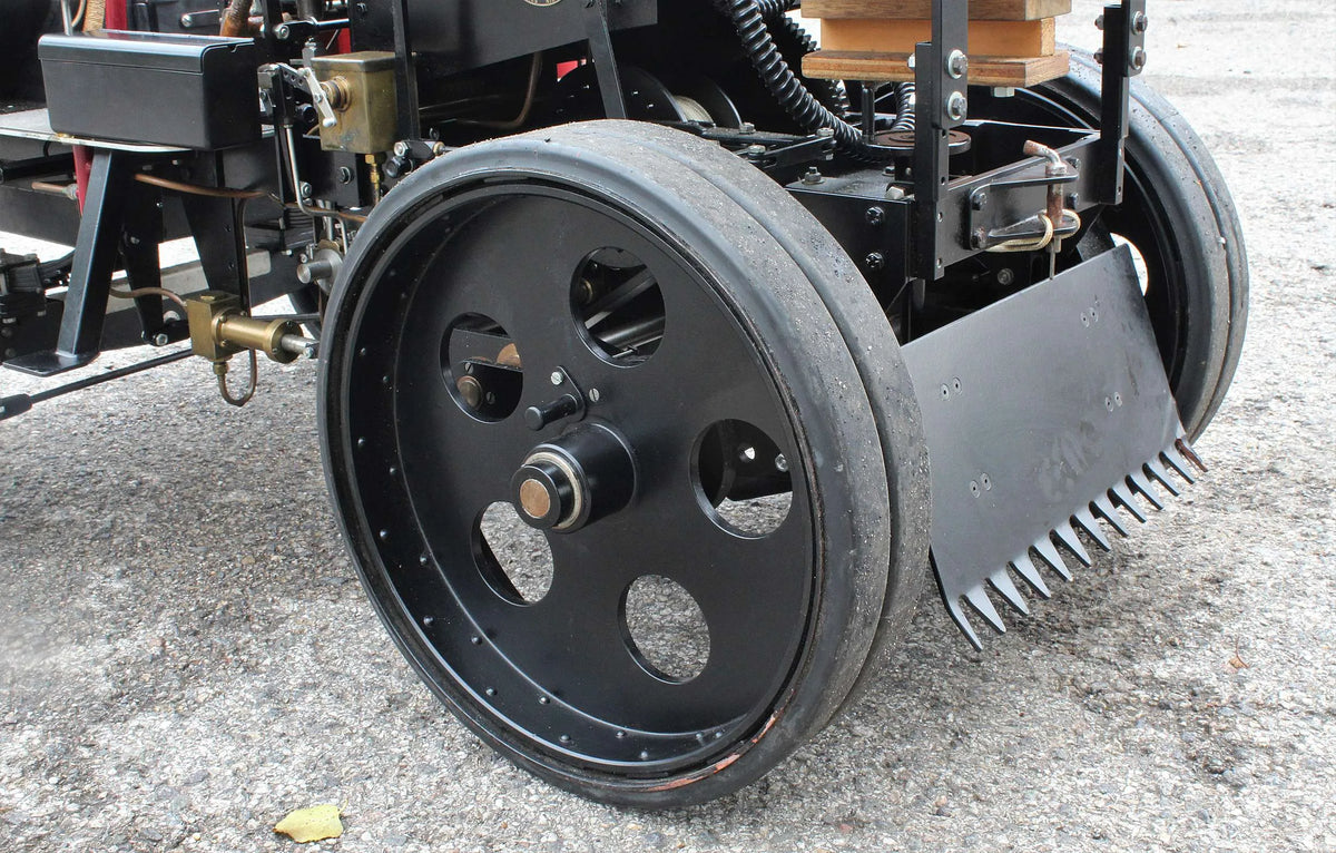 3 inch scale Suffolk dredging tractor