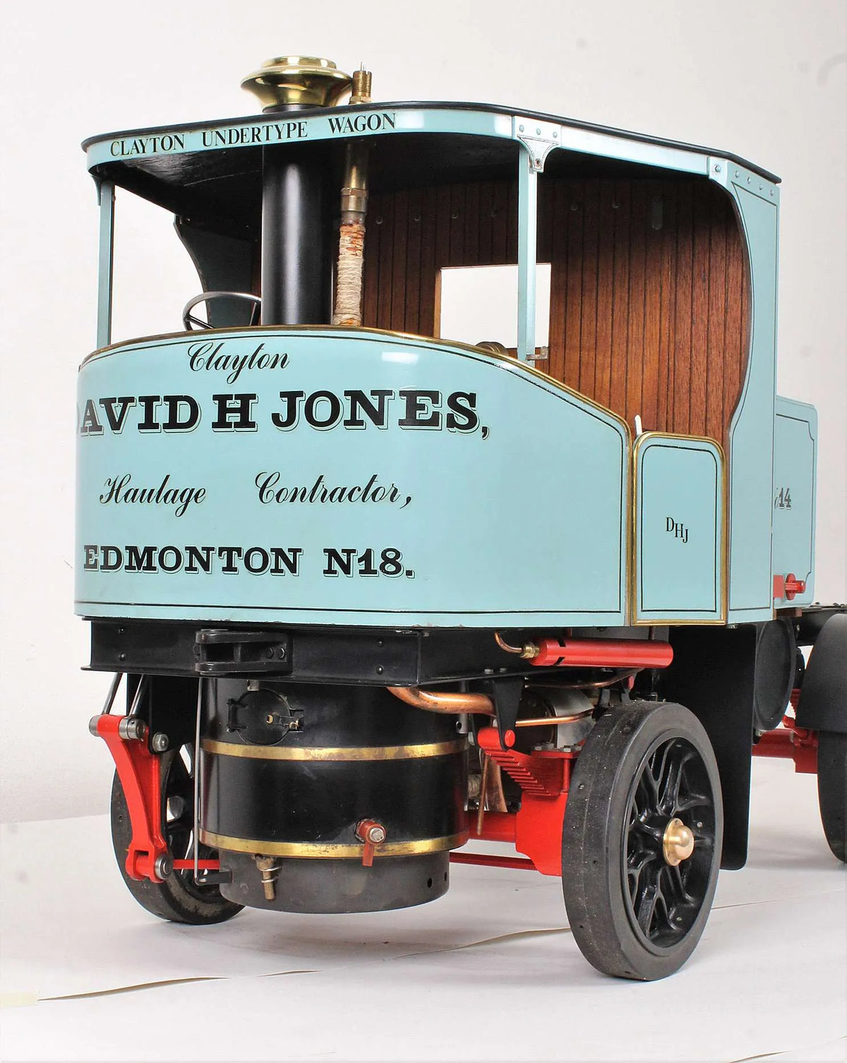 2 inch scale Clayton steam wagon
