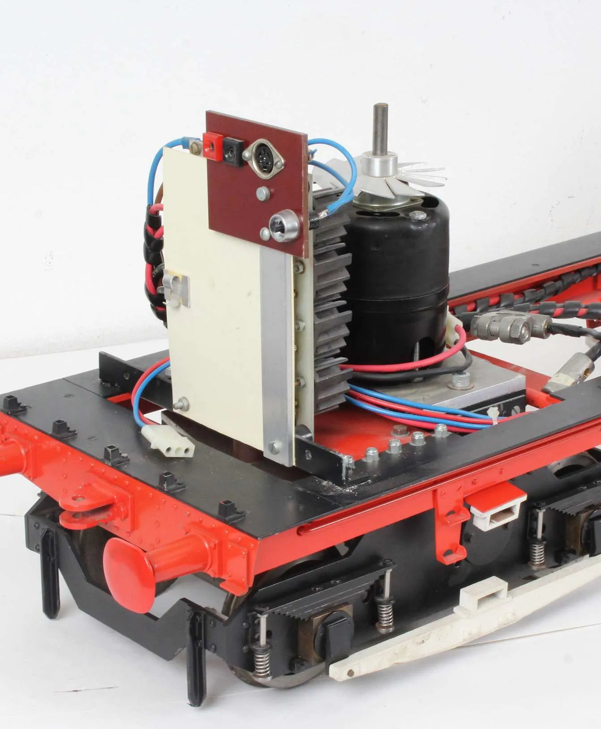 5 inch gauge Metropolitan battery electric