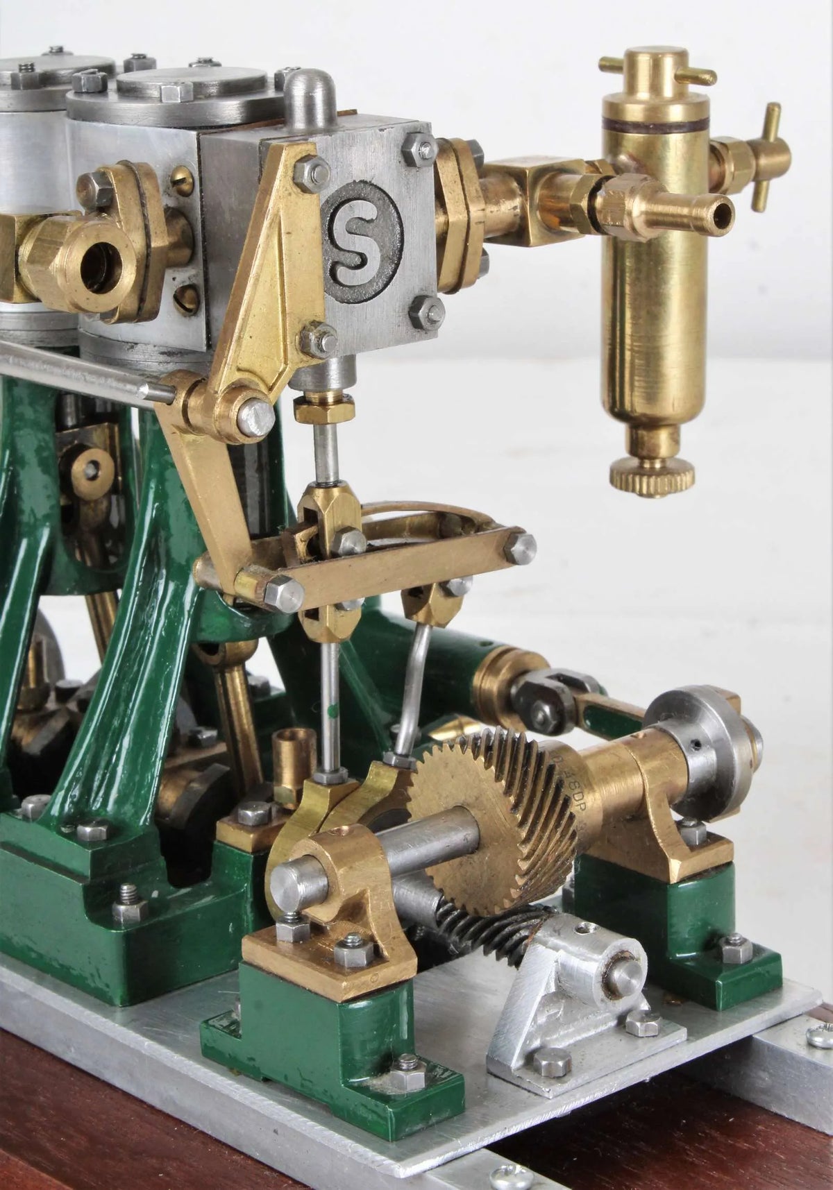 Stuart Double Ten with reversing gear and feed pump