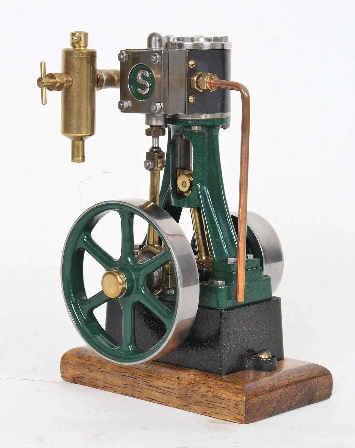 Stuart 10V vertical engine