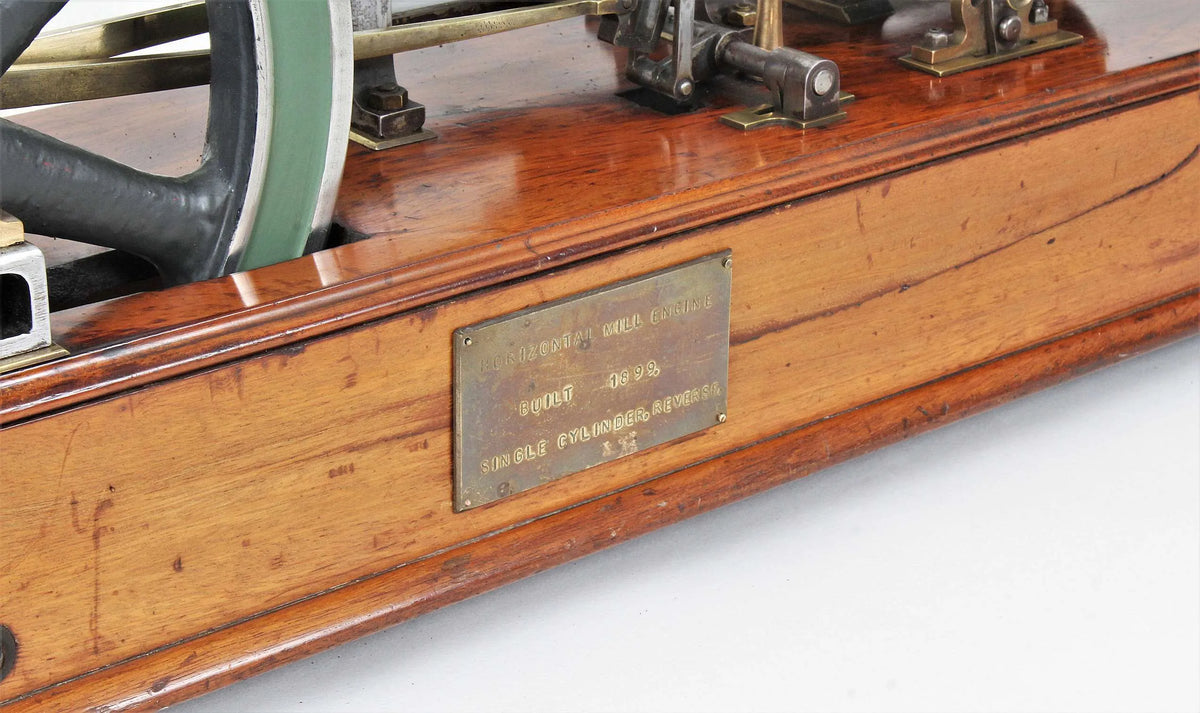 Old horizontal engine with reversing gear