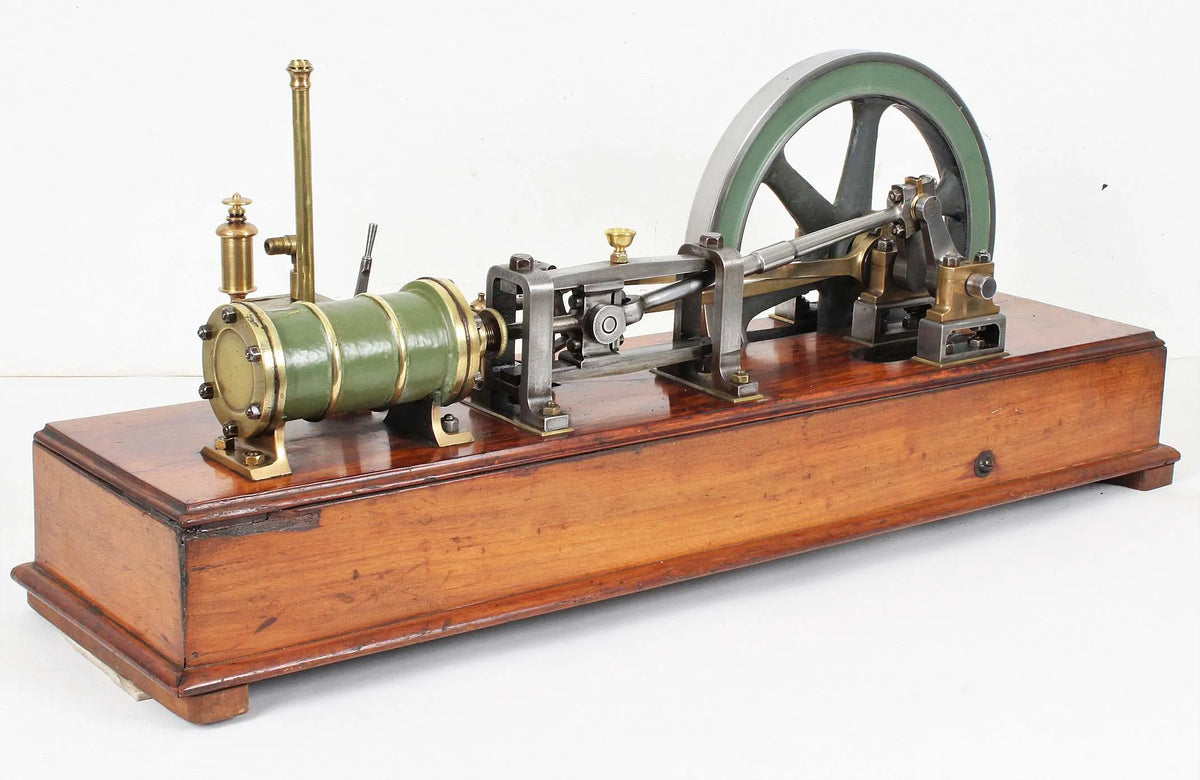 Old horizontal engine with reversing gear