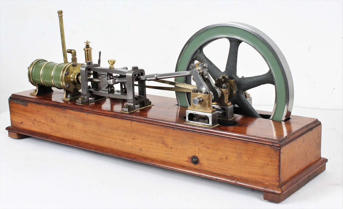 Old horizontal engine with reversing gear