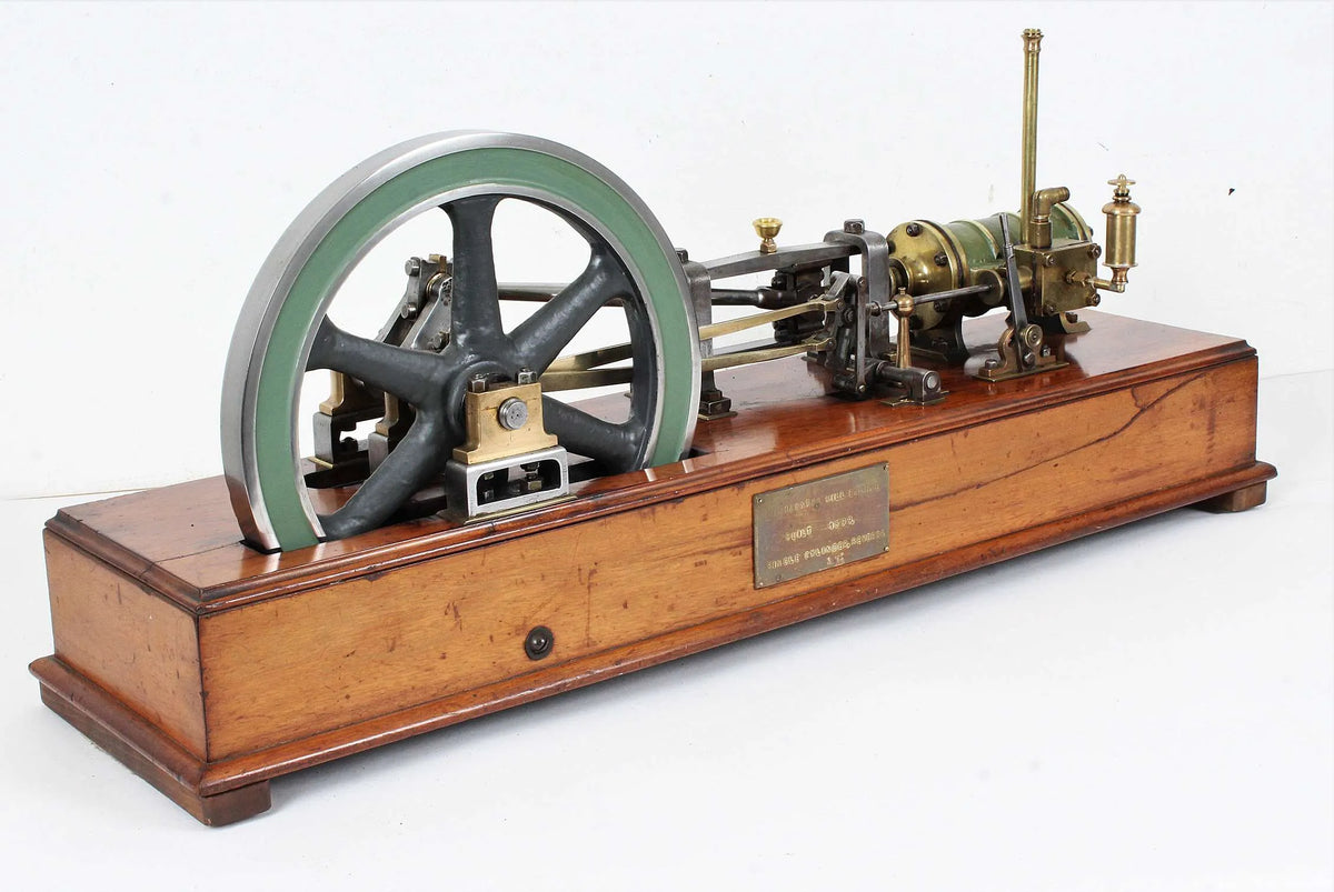 Old horizontal engine with reversing gear