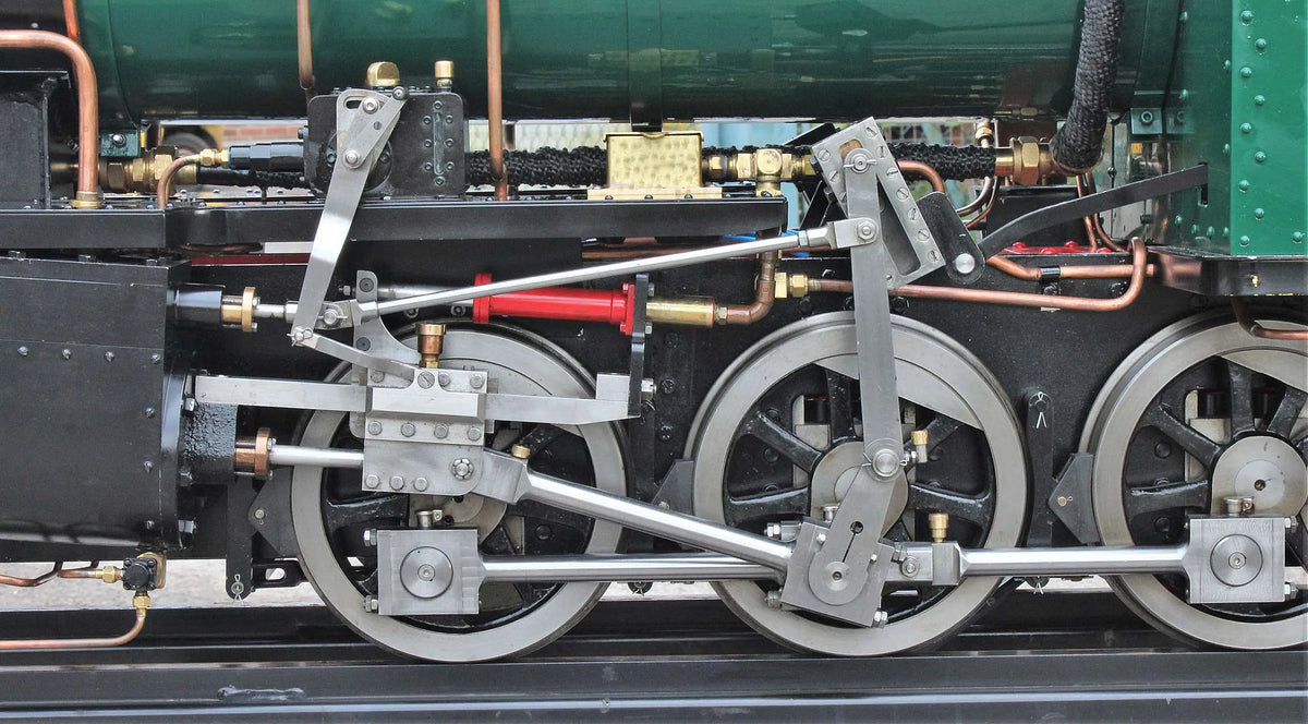 7 1/4 inch gauge "Metre Maid" 0-6-0T with tender